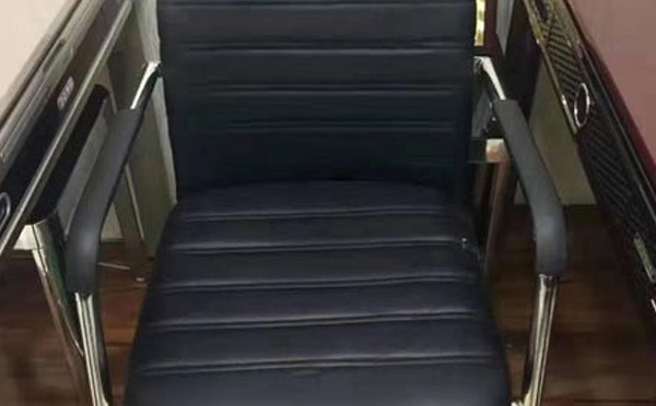 2025年什么牌子白朗麻将椅好?选购与保养避坑指南 2025年什么牌子白朗麻将椅好?选购与保养避坑指南